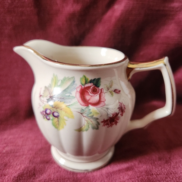 Sadler England Cream & Sugar Bowl Set - Picture 10 of 12